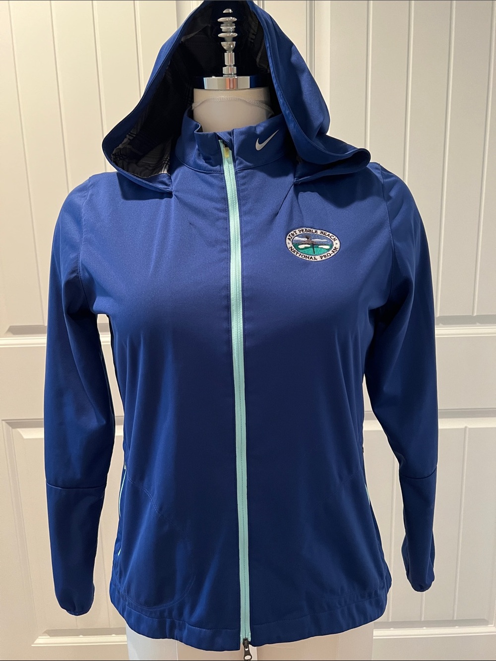 Nike Women's Navy Hooded Utility Jacket with Mint Zip